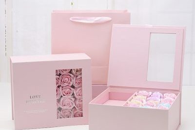 Customized Wedding Christmas Surprise Gift Box (5)