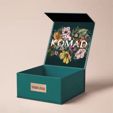 Luxury magnetic closure rigid gift box