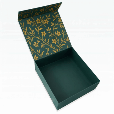 Luxury magnetic closure rigid gift box