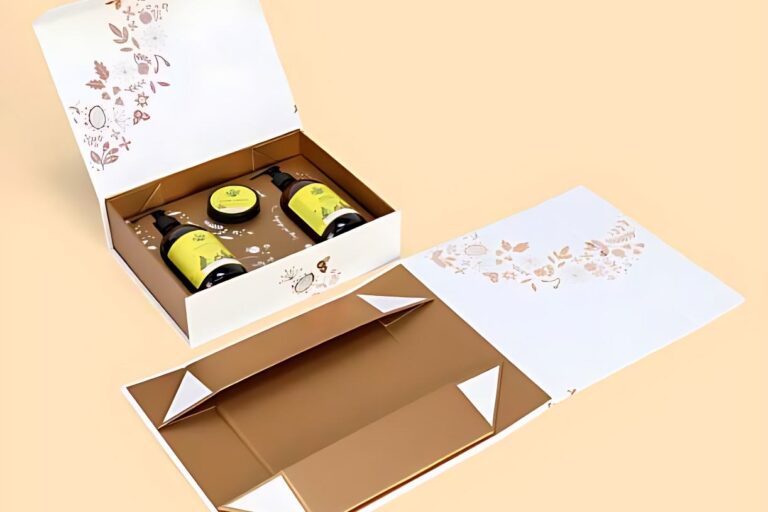 Custom Logo Recyclable Luxury Foldable Cardboard Gift Box (5) cardboard gift box with custom logo