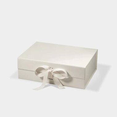 luxury cardboard gift box with ribbon