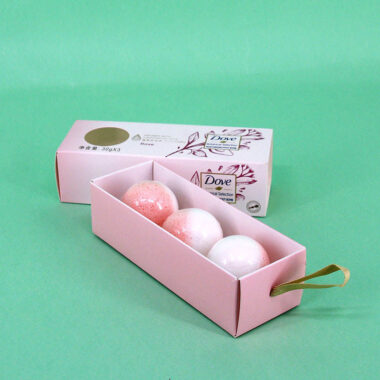 gift box with rigid structure and printing
