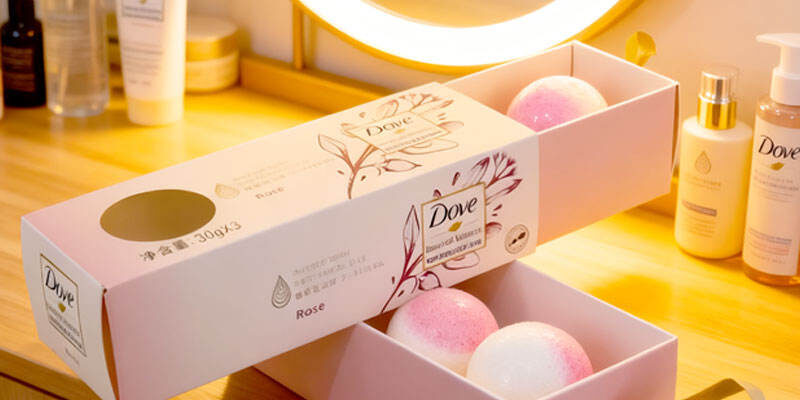 gift box with rigid structure and printing